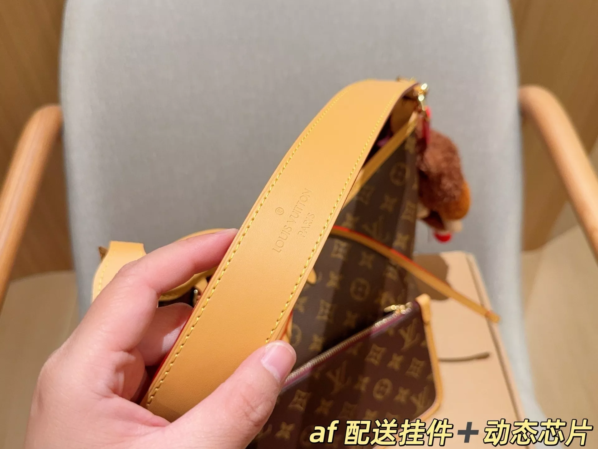 루이비통 모노그램 캐리올 자무백 숄더백 상세 이미지 8