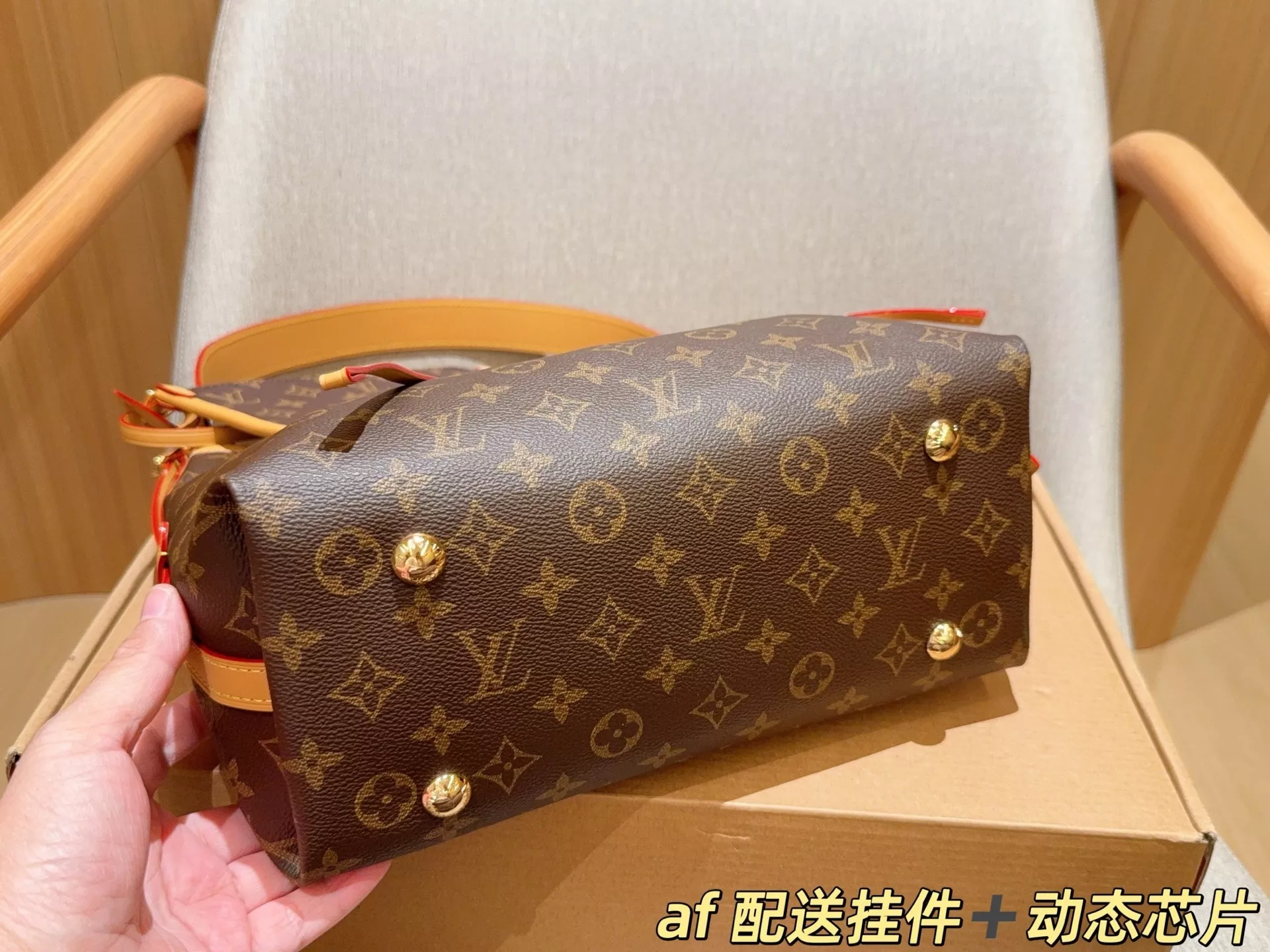 루이비통 모노그램 캐리올 자무백 숄더백 상세 이미지 6