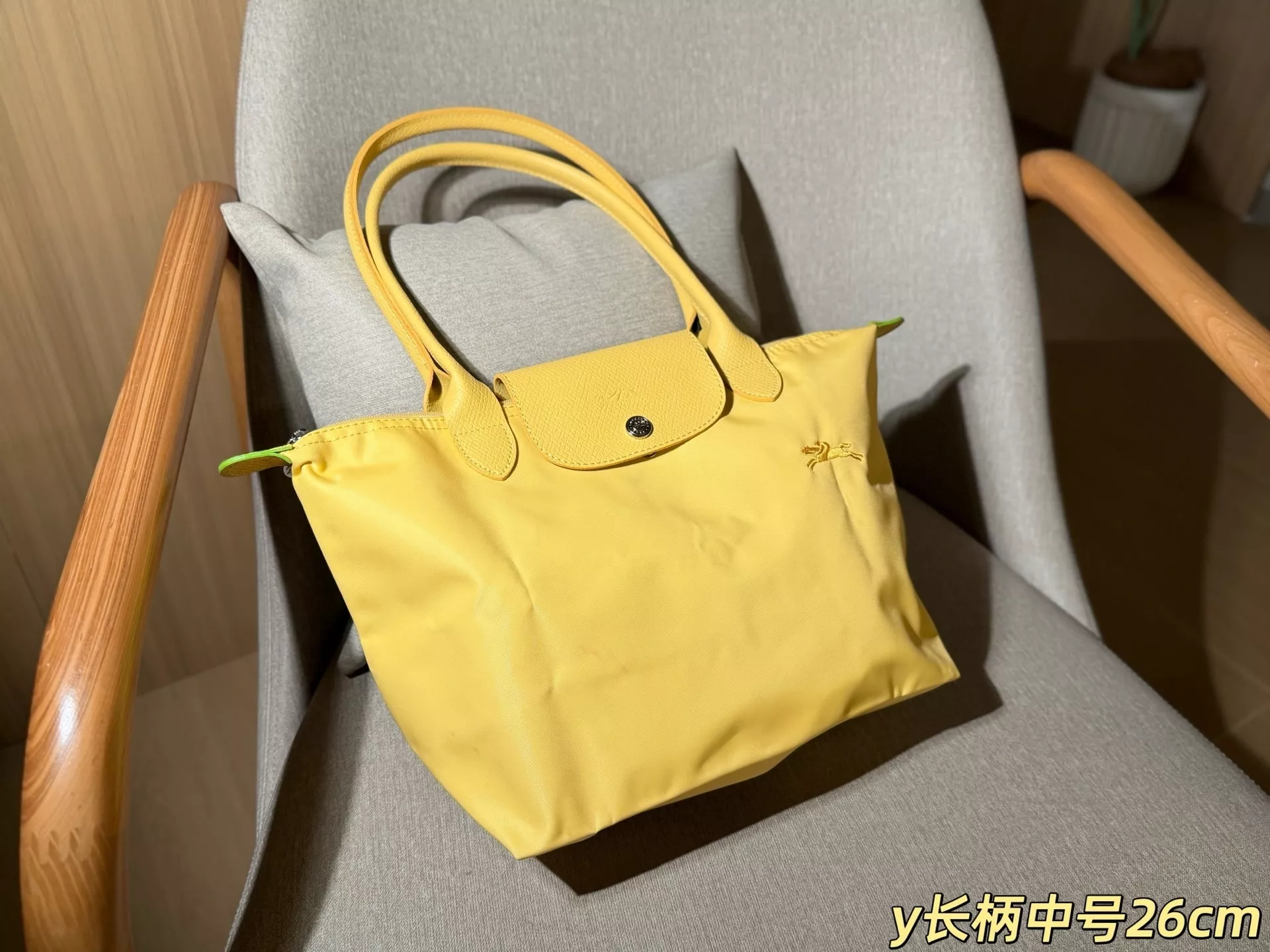 롱샴 클래식 롱핸들 접이식 중형 토트백 상세 이미지 19