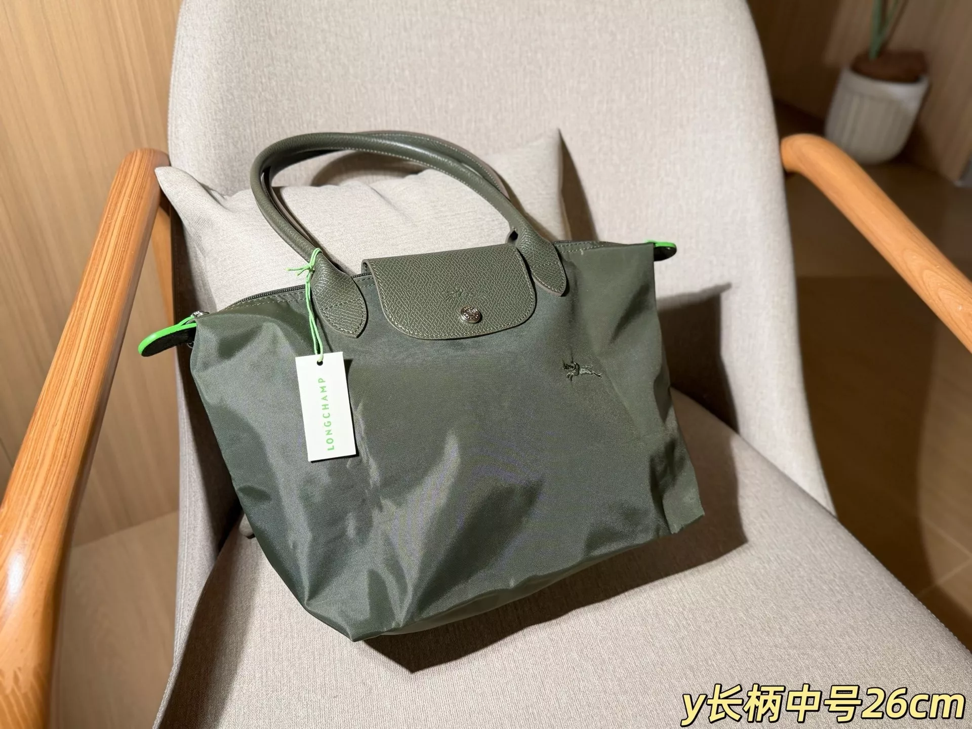 롱샴 클래식 롱핸들 접이식 중형 토트백 상세 이미지 10