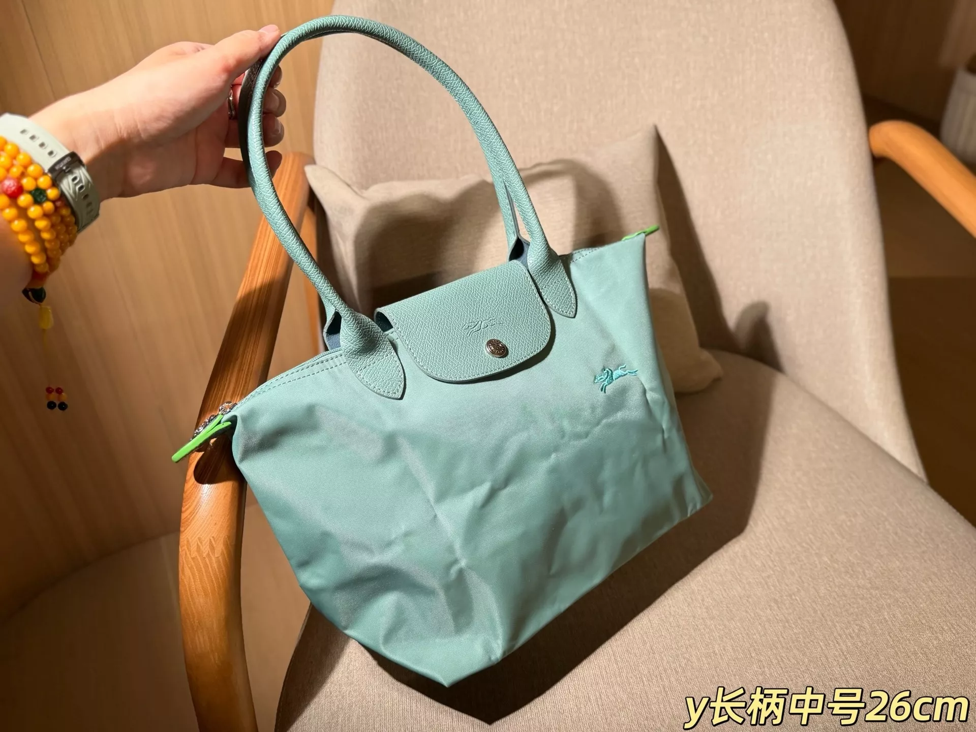 롱샴 클래식 롱핸들 접이식 중형 토트백 상세 이미지 26