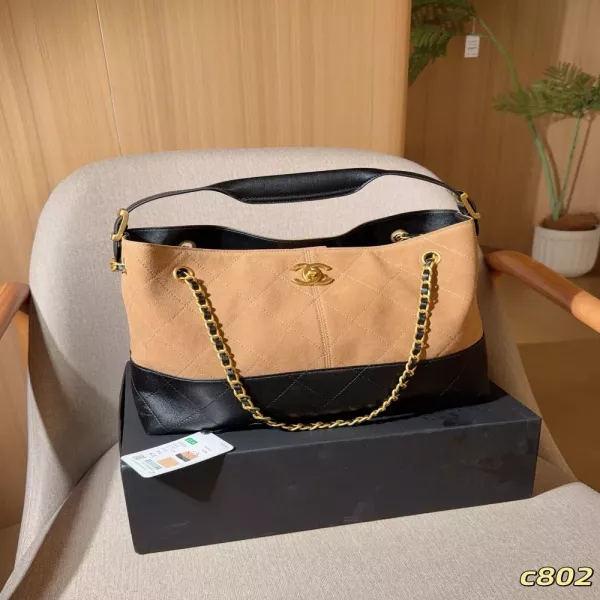 샤넬 스웨이드 쇼핑백 스타일 토트 쇼퍼백