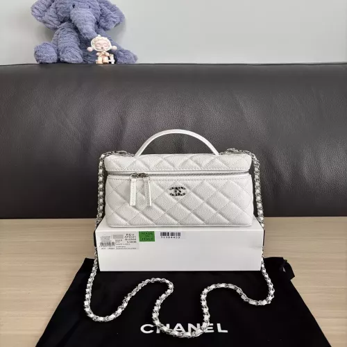 샤넬 퀼팅 더블 C 로고 카프스킨 체인 크로스백