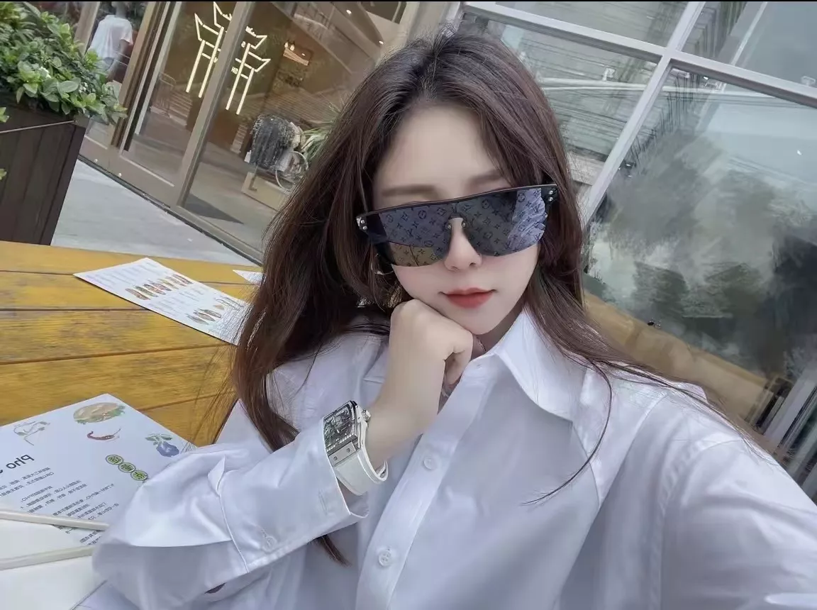 루이비통 모노그램 렌즈 아세테이트 스퀘어 선글라스 상세 이미지 28