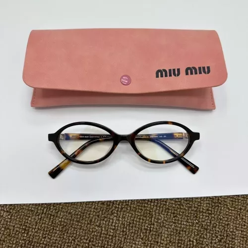 미우미우 타원형 레오파드 패턴 플랫 안경