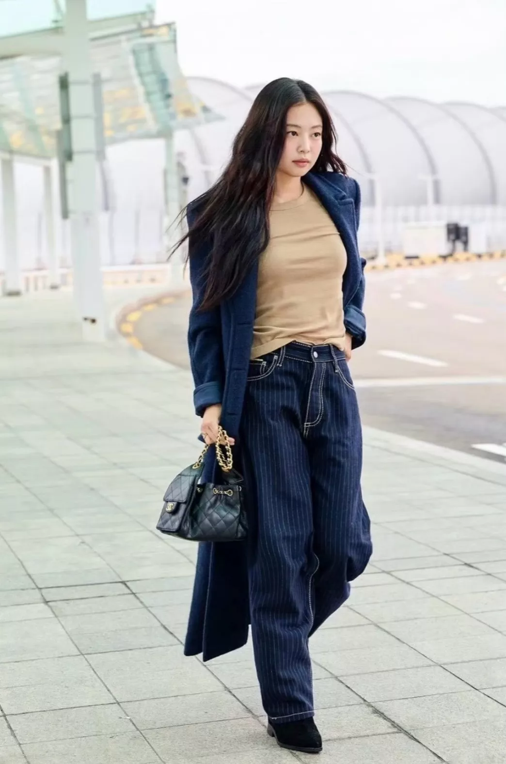 샤넬 25 라인 블랙 캐비어 패턴 체인 호보백 상세 이미지 39