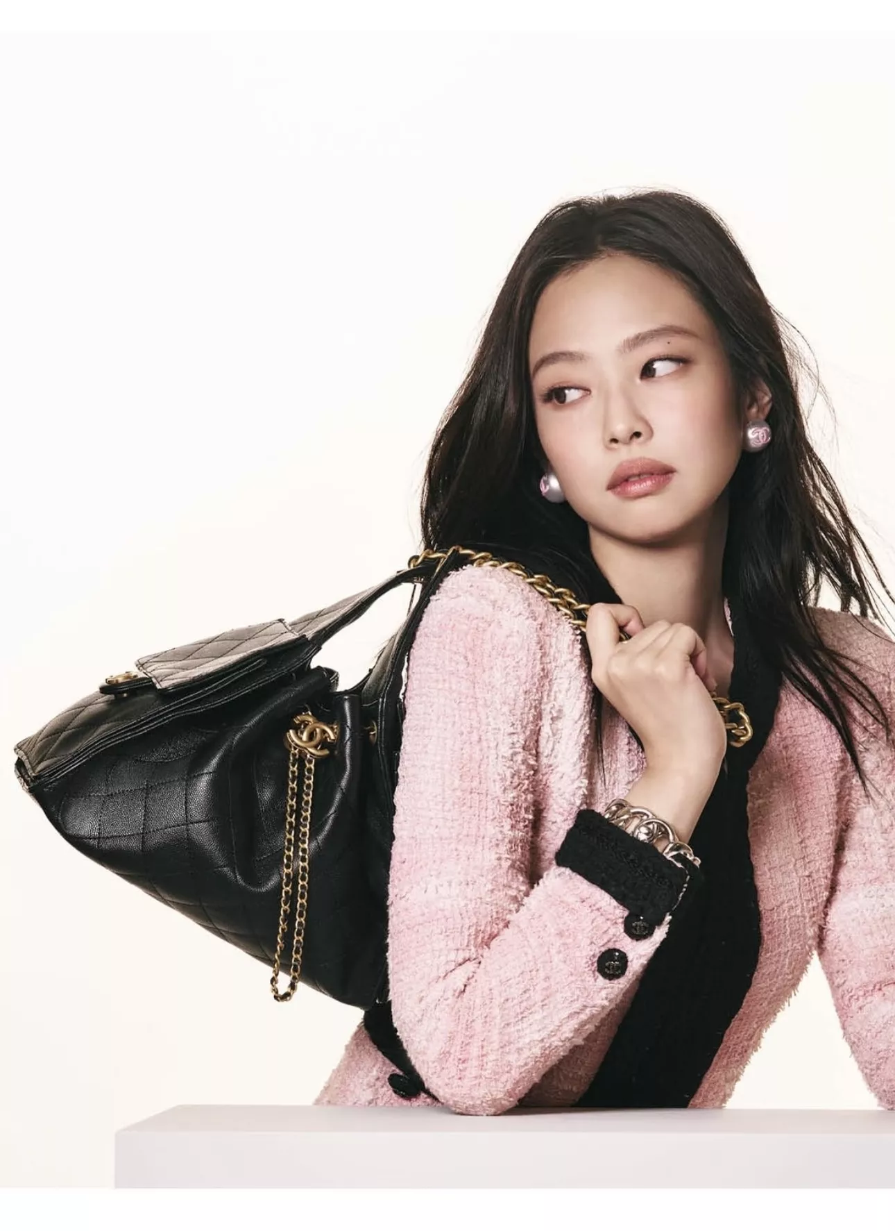 샤넬 25 라인 블랙 캐비어 패턴 체인 호보백 상세 이미지 25