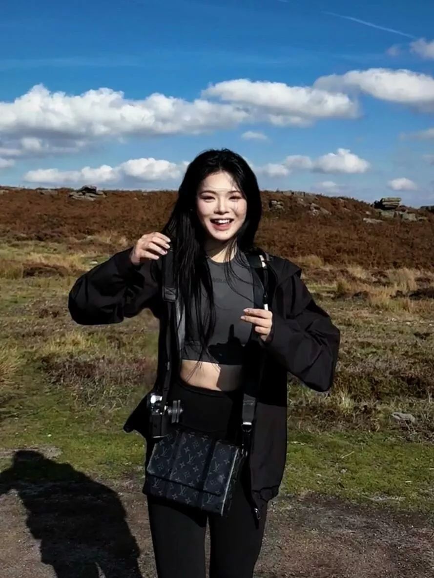 루이비통 모노그램 이클립스 블랙 트렁크 메신저백 상세 이미지 56