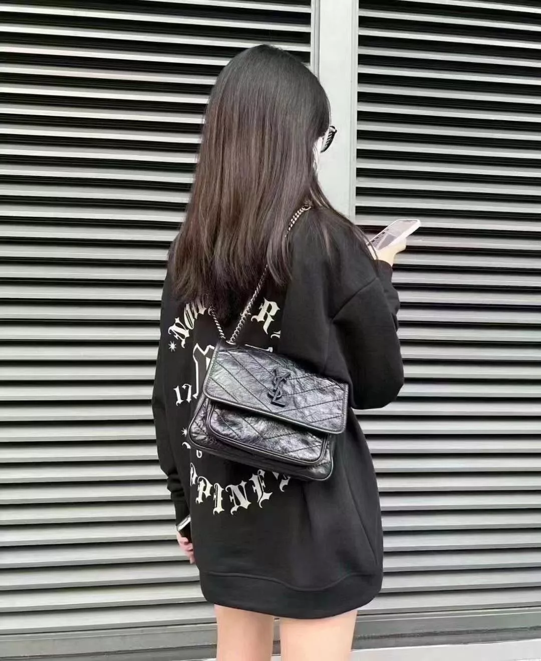 입생로랑 빈티지 오일왁스 소가죽 체인 플랩 숄더백 상세 이미지 125