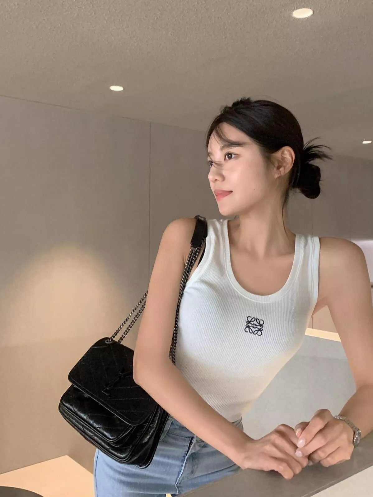 입생로랑 빈티지 오일왁스 소가죽 체인 플랩 숄더백 상세 이미지 126