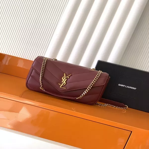 입생로랑 루루 소형 코팅 램스킨 체인 숄더백