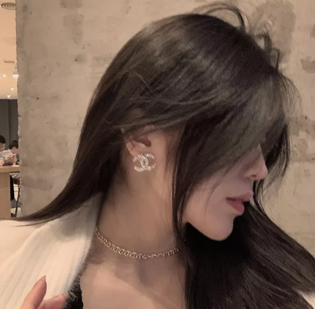 샤넬 진주 드롭 CC 크리스탈 이어링 상세 이미지 10