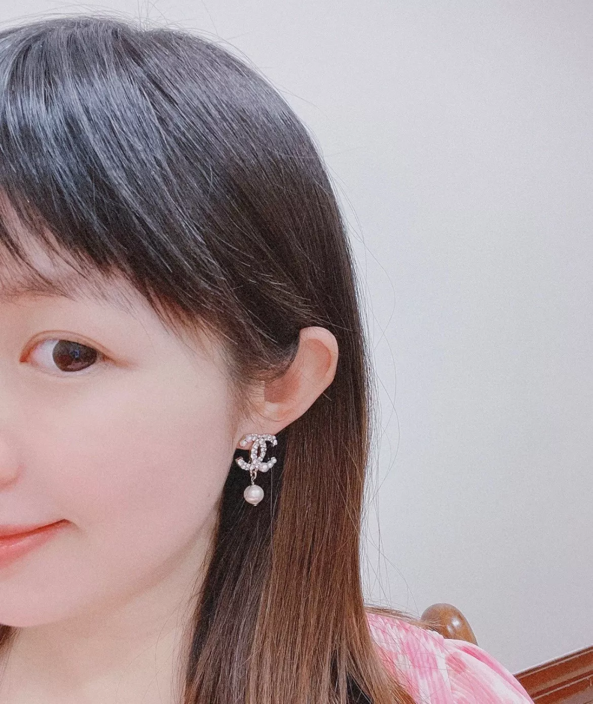 샤넬 진주 드롭 CC 크리스탈 이어링 상세 이미지 16