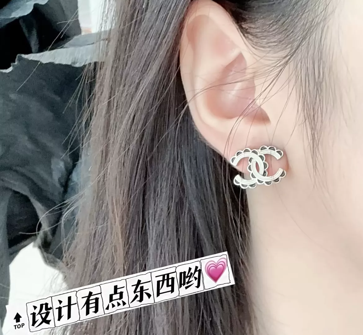 샤넬 블랙 레이스 더블 C 에나멜 귀걸이 상세 이미지 15