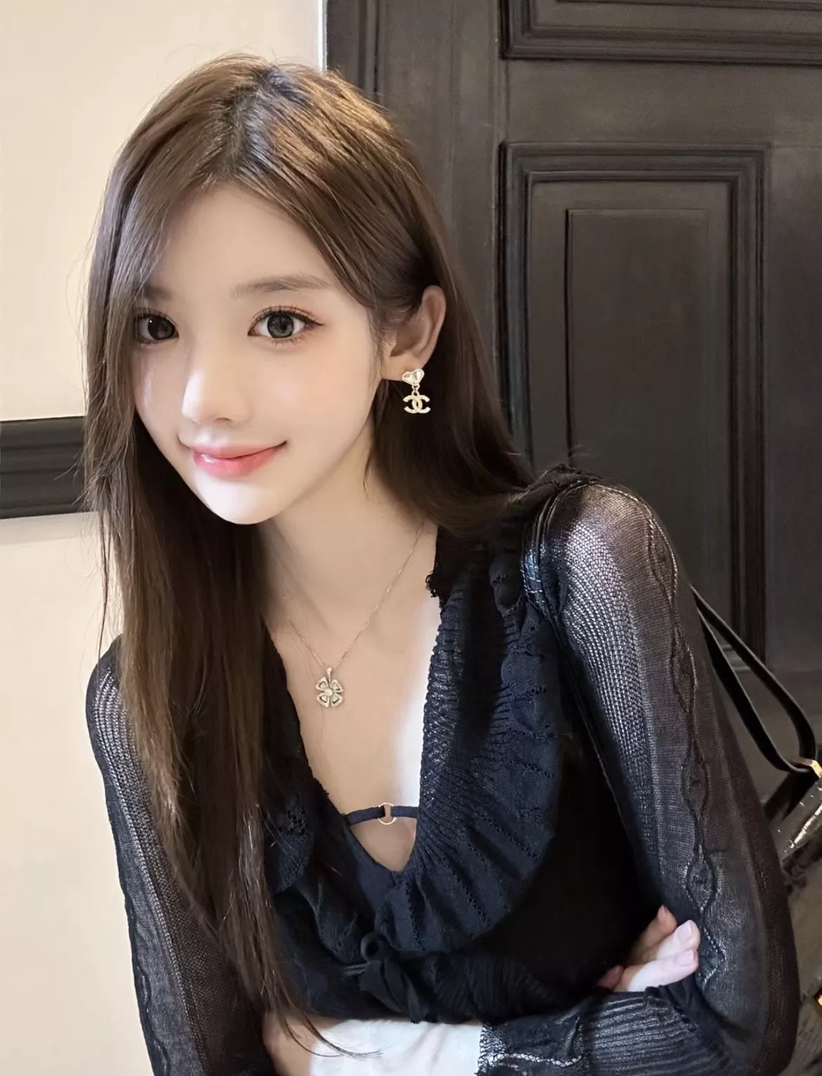 샤넬 하트 드롭 더블 C 스톤 귀걸이 상세 이미지 19