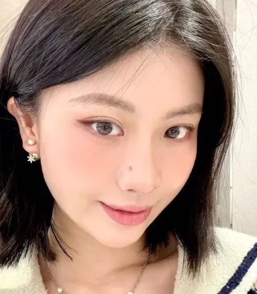 디올 CD 플라워 진주 비대칭 귀걸이 상세 이미지 11