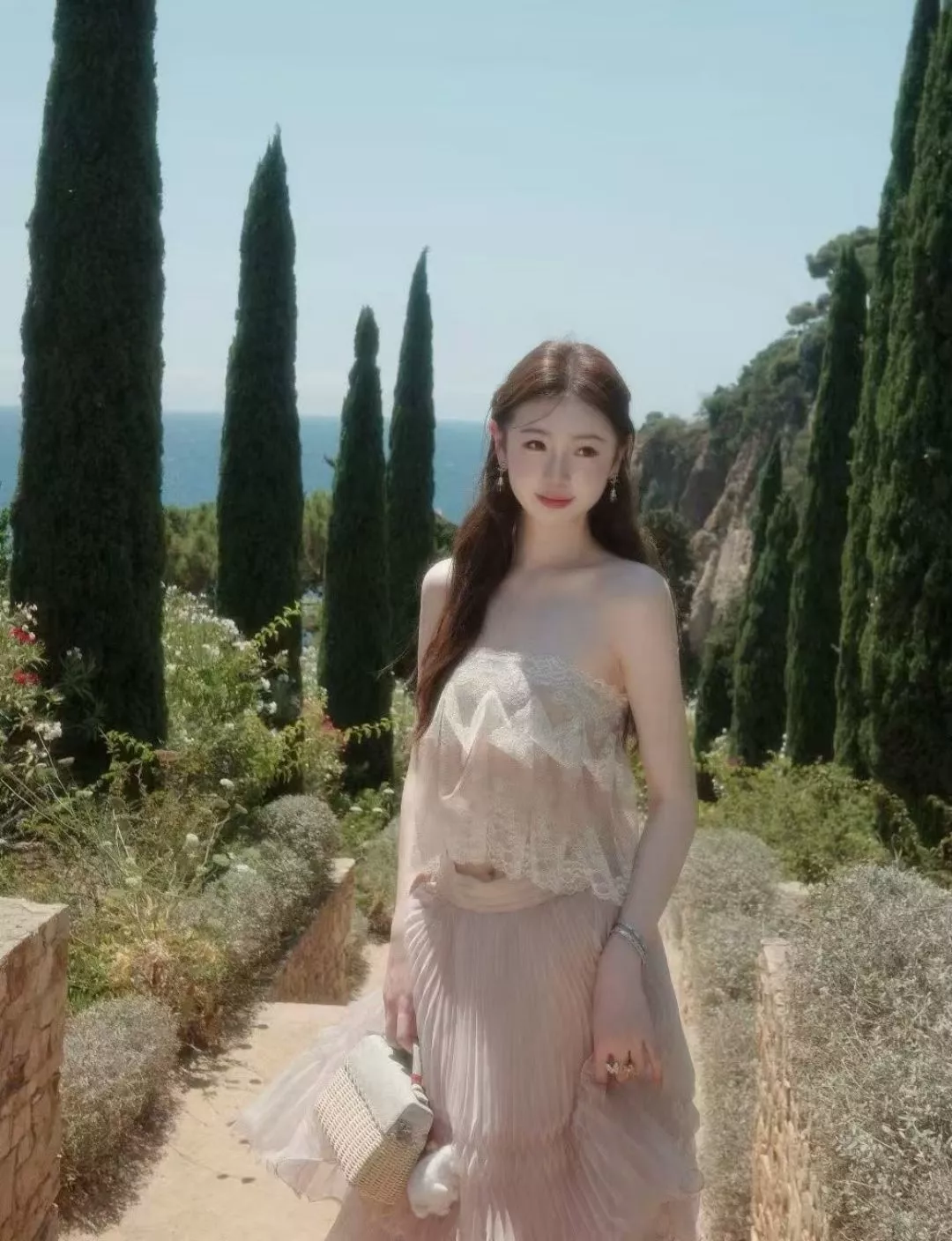 샤넬 더블 C 로고 핑크 크리스털 펄 드롭 귀걸이 상세 이미지 10