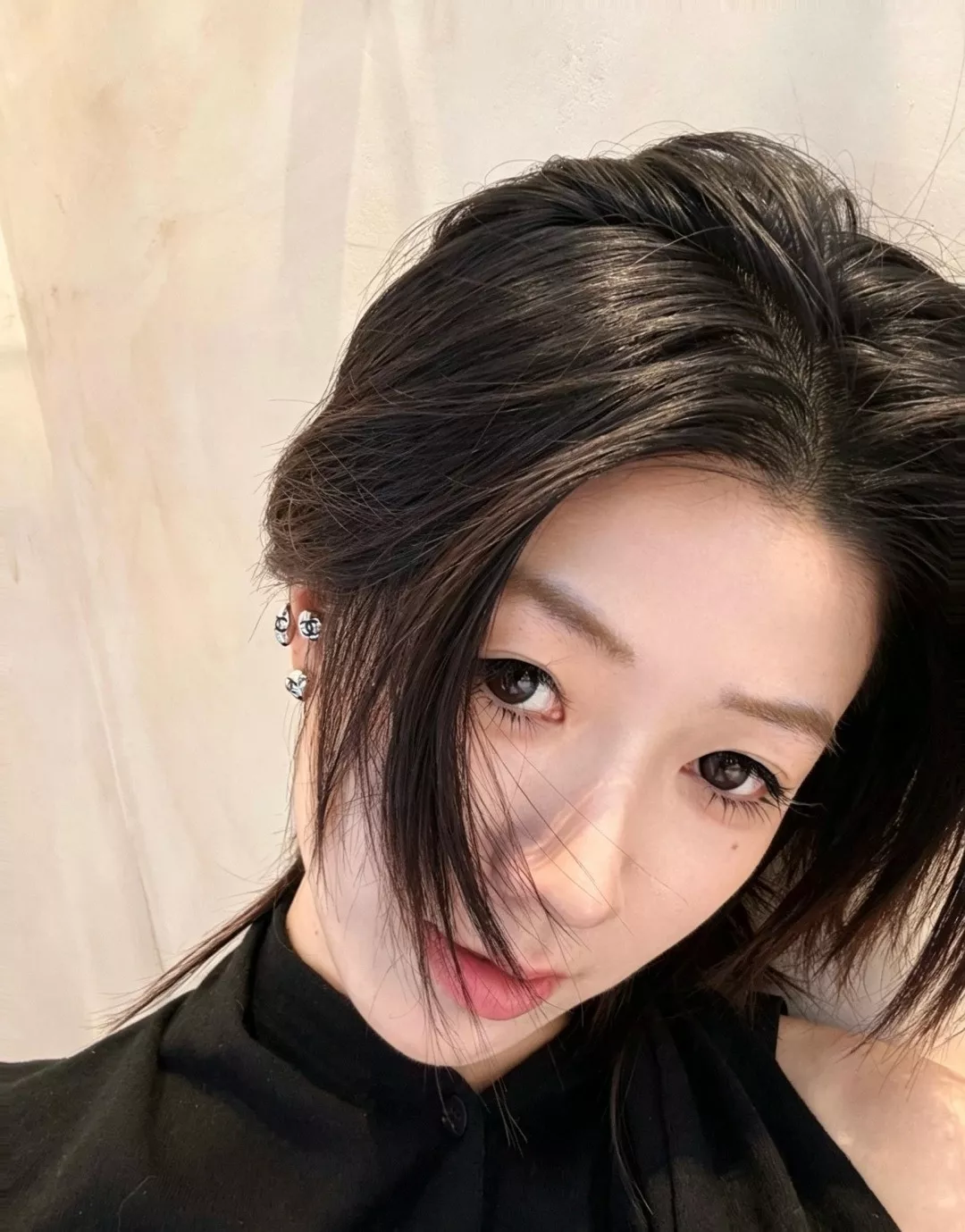 샤넬 골드 실버 로고 장식 3종 귀걸이 세트 상세 이미지 24