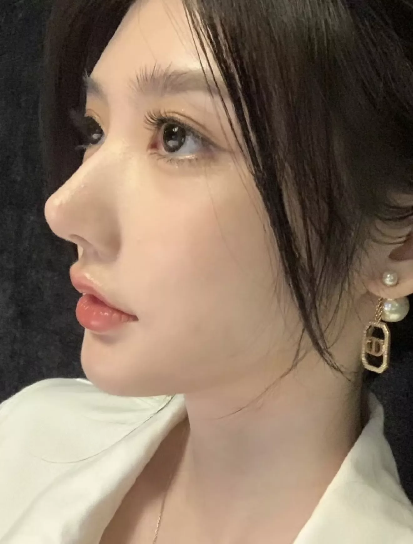 디올 CD 레터 진주 드롭 귀걸이 상세 이미지 16