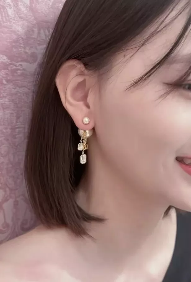 디올 CD 로고 태슬 더블 크리스털 귀걸이 상세 이미지 21
