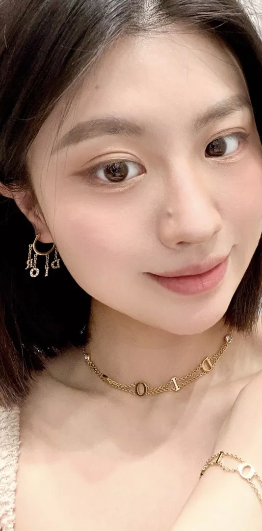 디올 레터 더블 레이어드 목걸이 상세 이미지 10