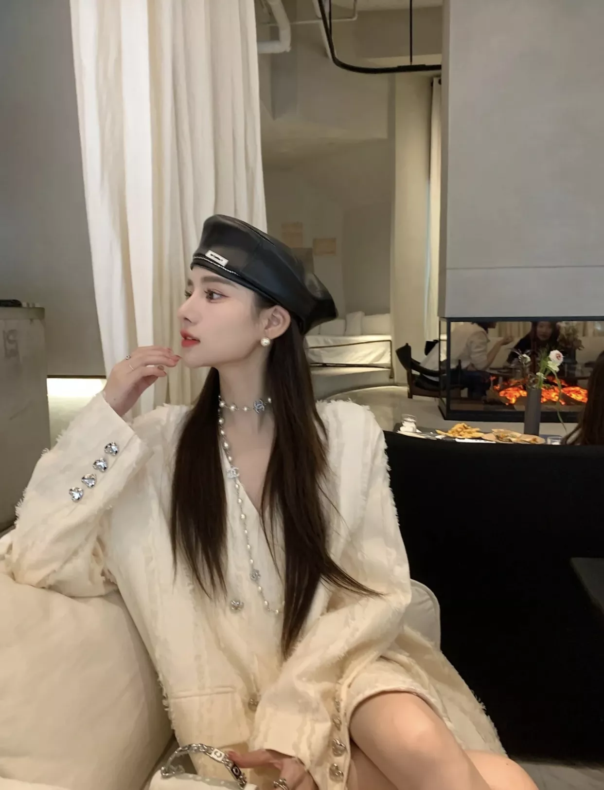 샤넬 진주 더블 C 양면 장식 롱 목걸이 상세 이미지 43