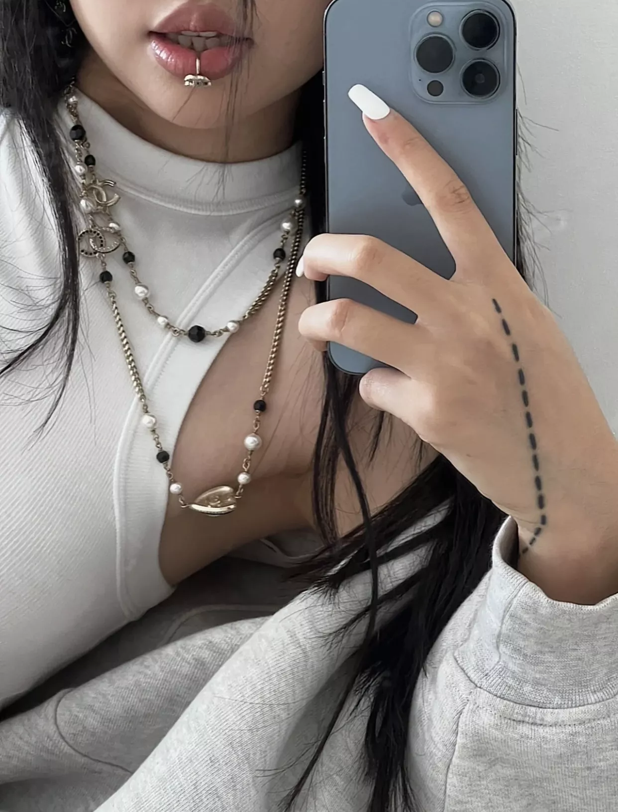샤넬 하트 펄 더블C 롱 체인 목걸이 상세 이미지 17