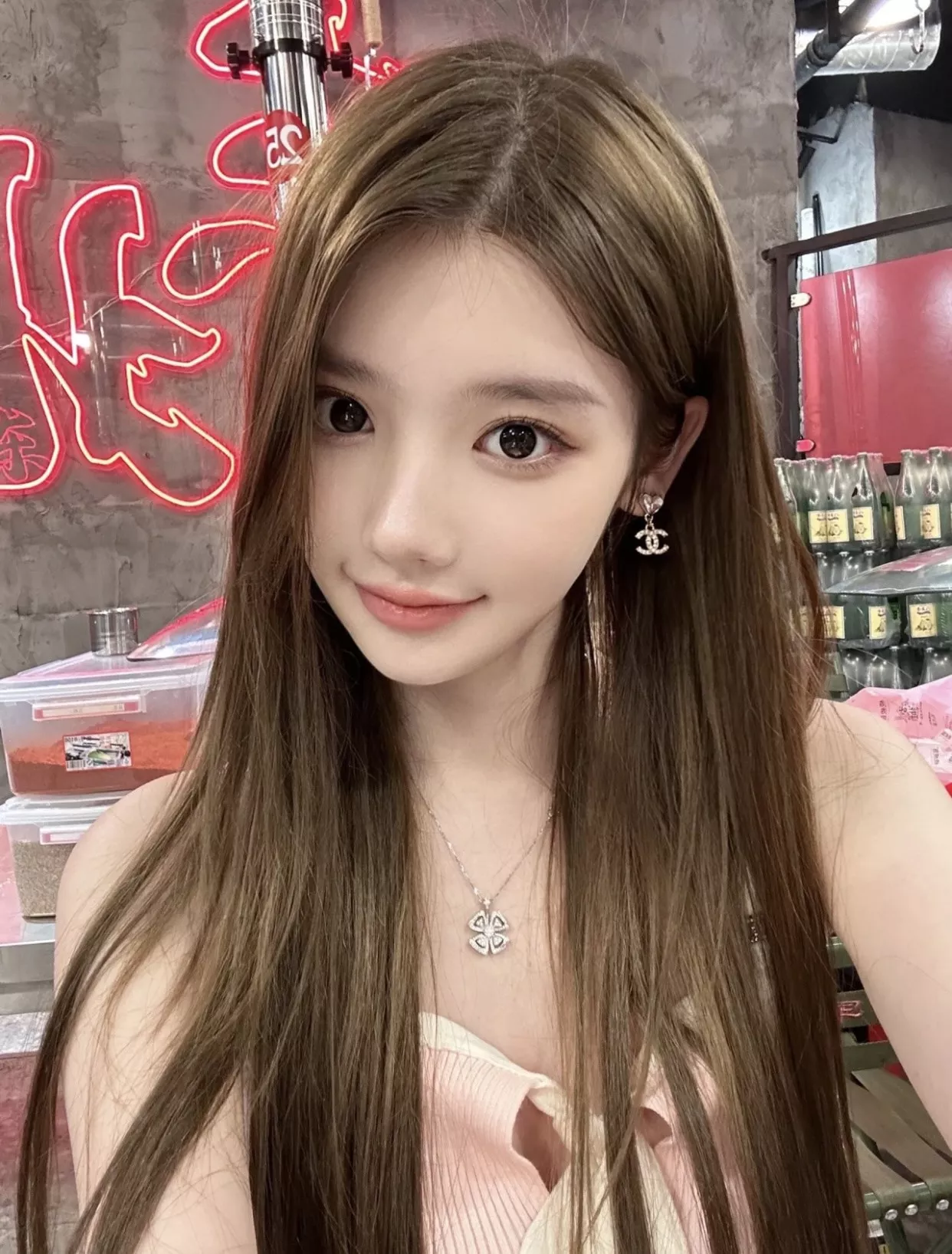 샤넬 하트 더블 C 크리스탈 드롭 귀걸이 상세 이미지 37