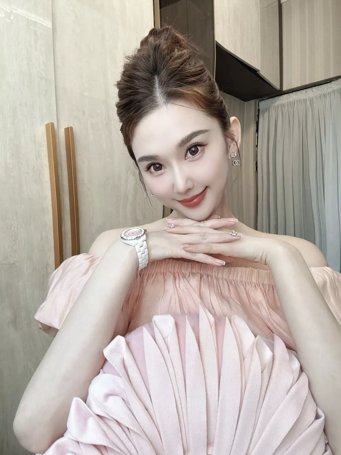 샤넬 하트 더블 C 크리스탈 드롭 귀걸이 상세 이미지 38