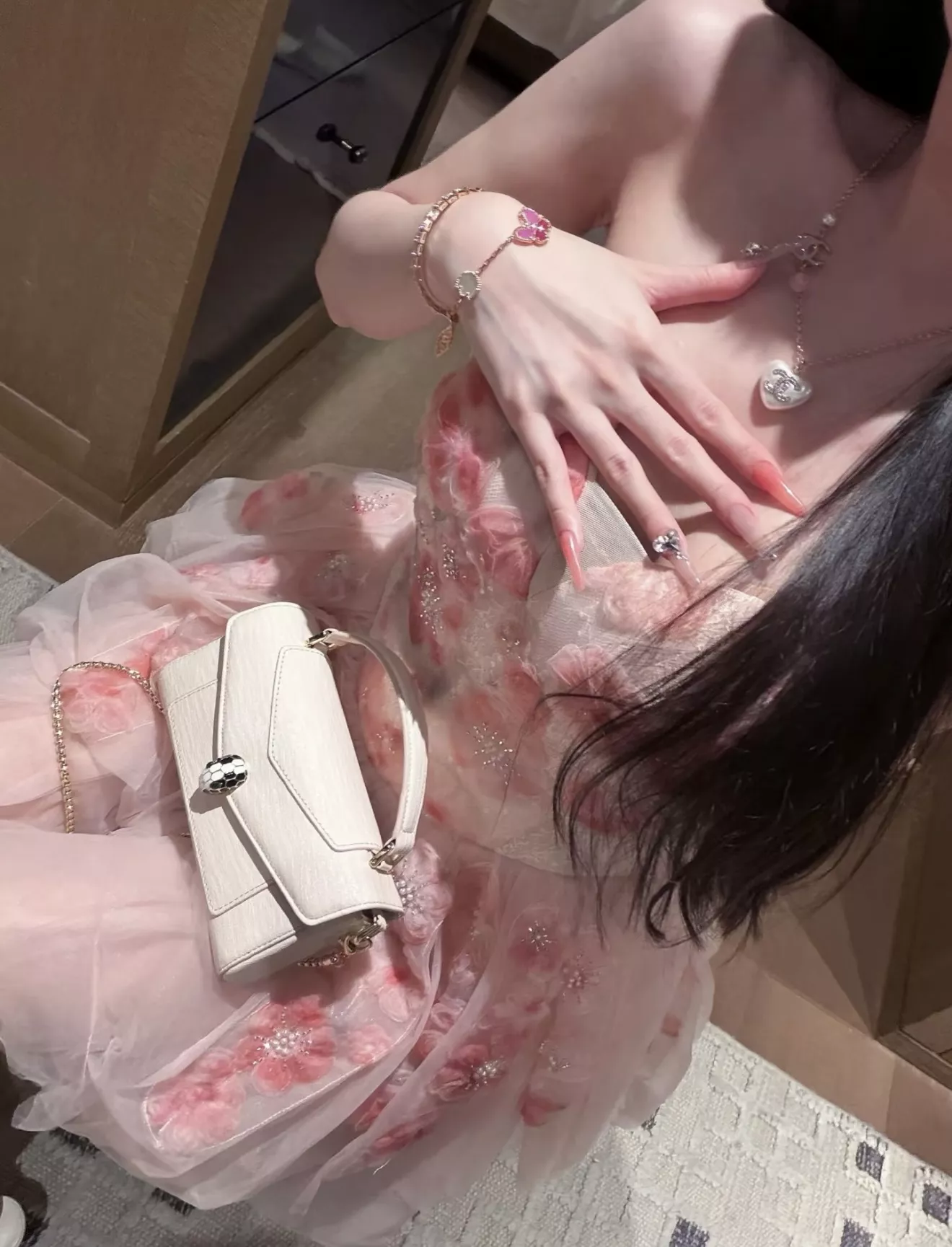 샤넬 하트 펜던트 진주 롱 목걸이 상세 이미지 38