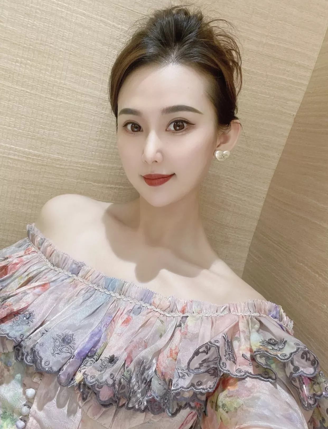 샤넬 하트 모티프 로고 장식 귀걸이 상세 이미지 30