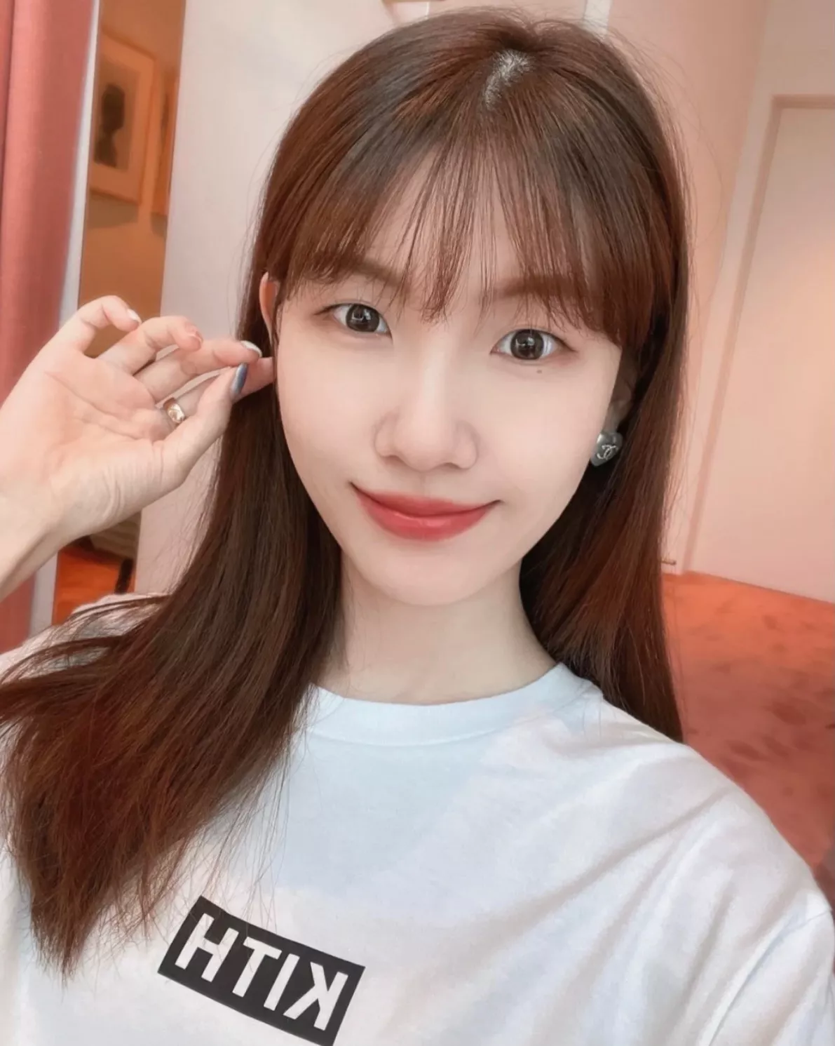 샤넬 하트 모티프 로고 장식 귀걸이 상세 이미지 21