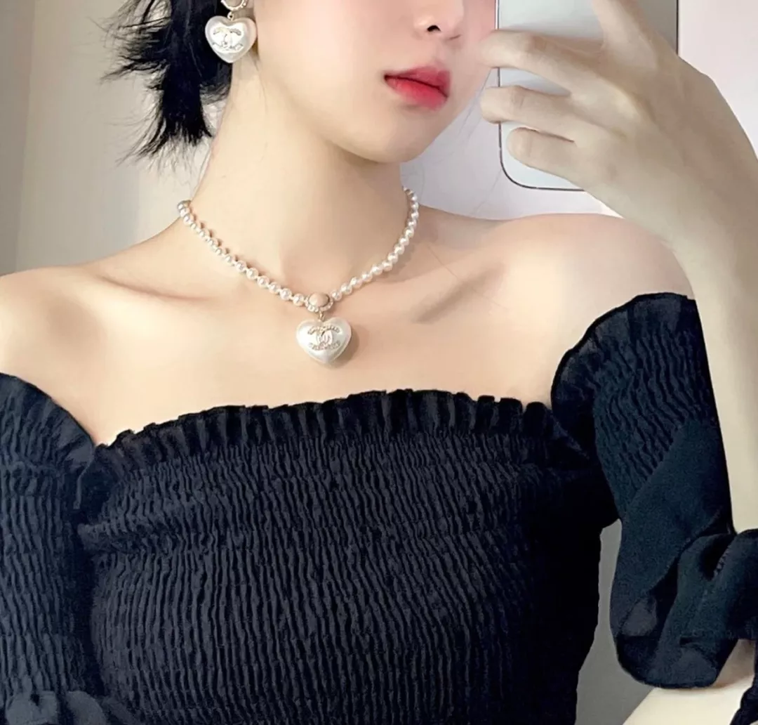 샤넬 진주 하트 펜던트 목걸이 상세 이미지 24