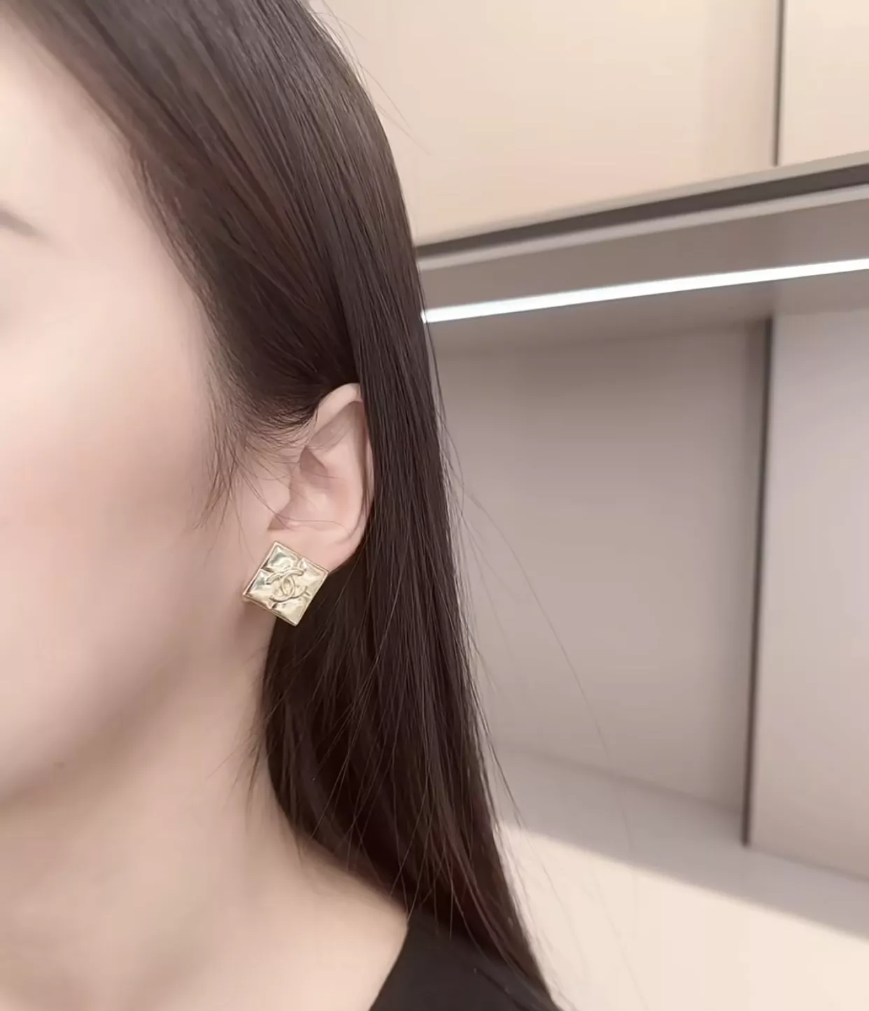 샤넬 빈티지 골드 퀼팅 다이아 스터드 귀걸이 상세 이미지 13