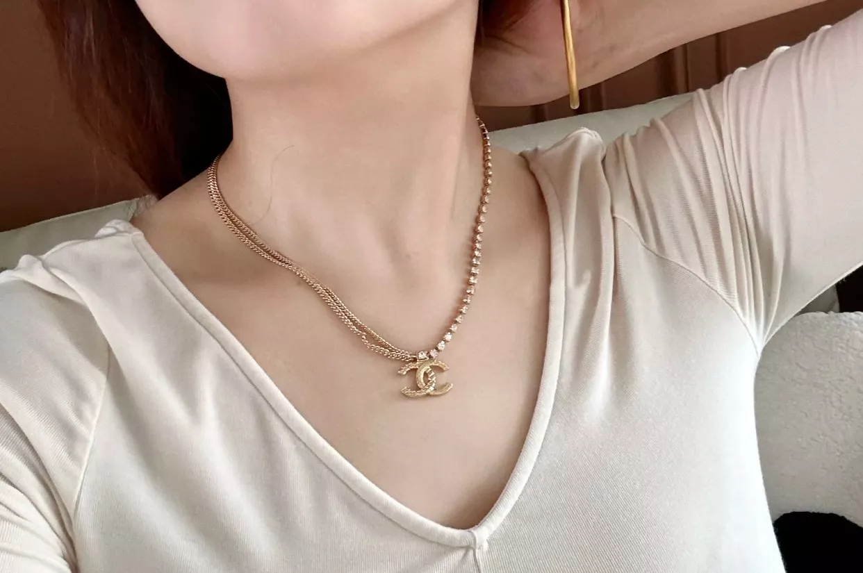 샤넬 더블 레이어 라인스톤 체인 CC 로고 목걸이 상세 이미지 11