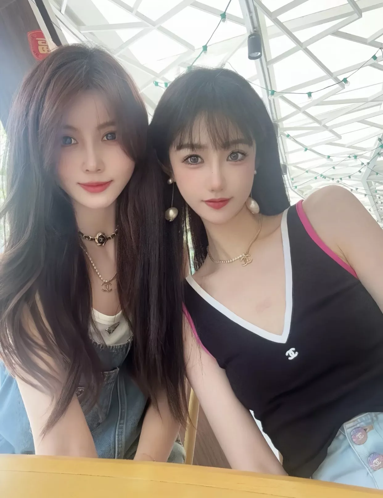 샤넬 더블 레이어 라인스톤 체인 CC 로고 목걸이 상세 이미지 32