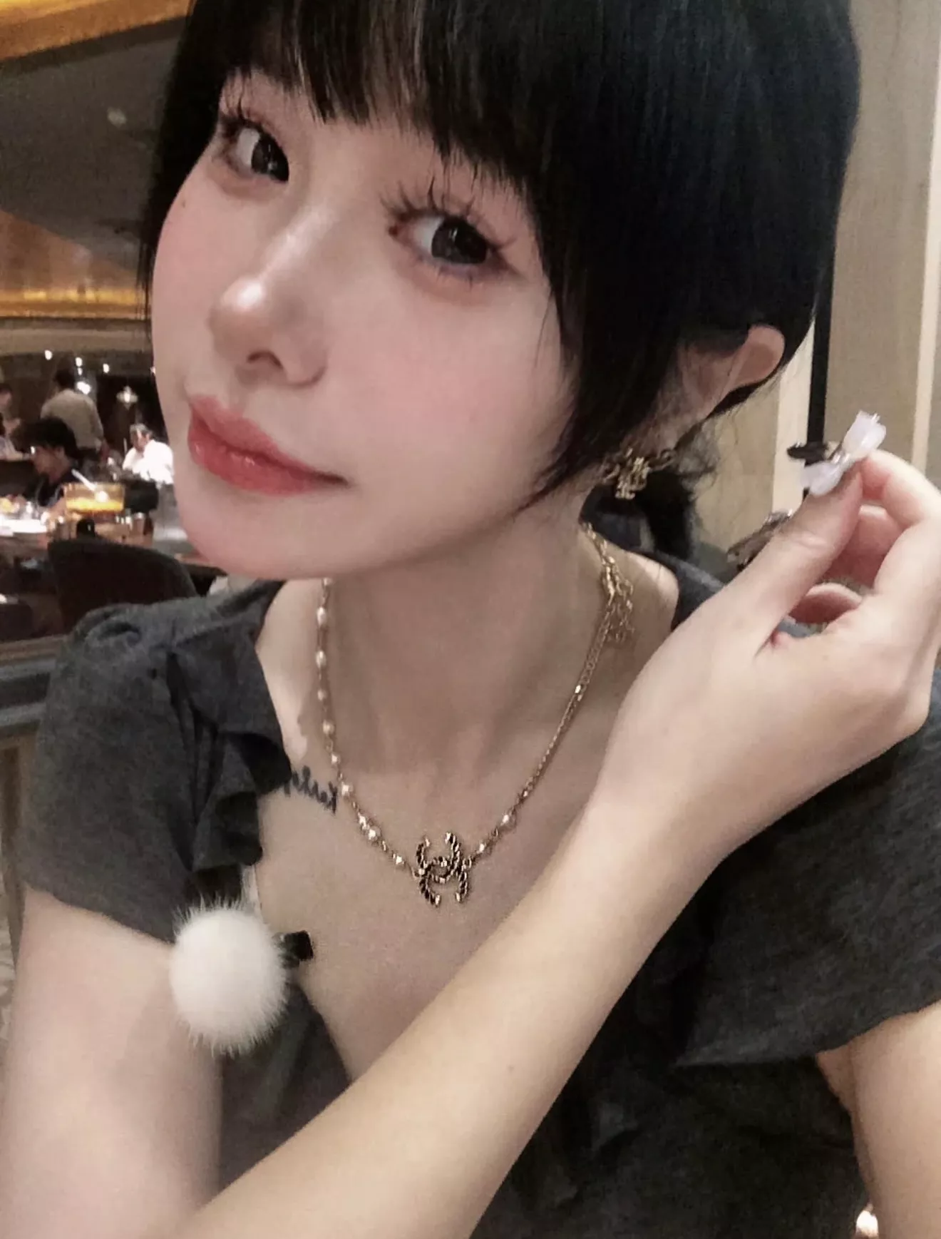 샤넬 진주 장식 가죽 체인 더블C 목걸이 상세 이미지 11