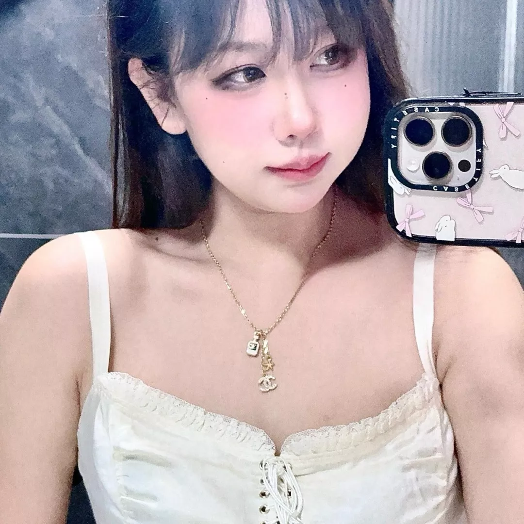 샤넬 해성 모티브 더블 C 향수병 펜던트 목걸이 상세 이미지 31