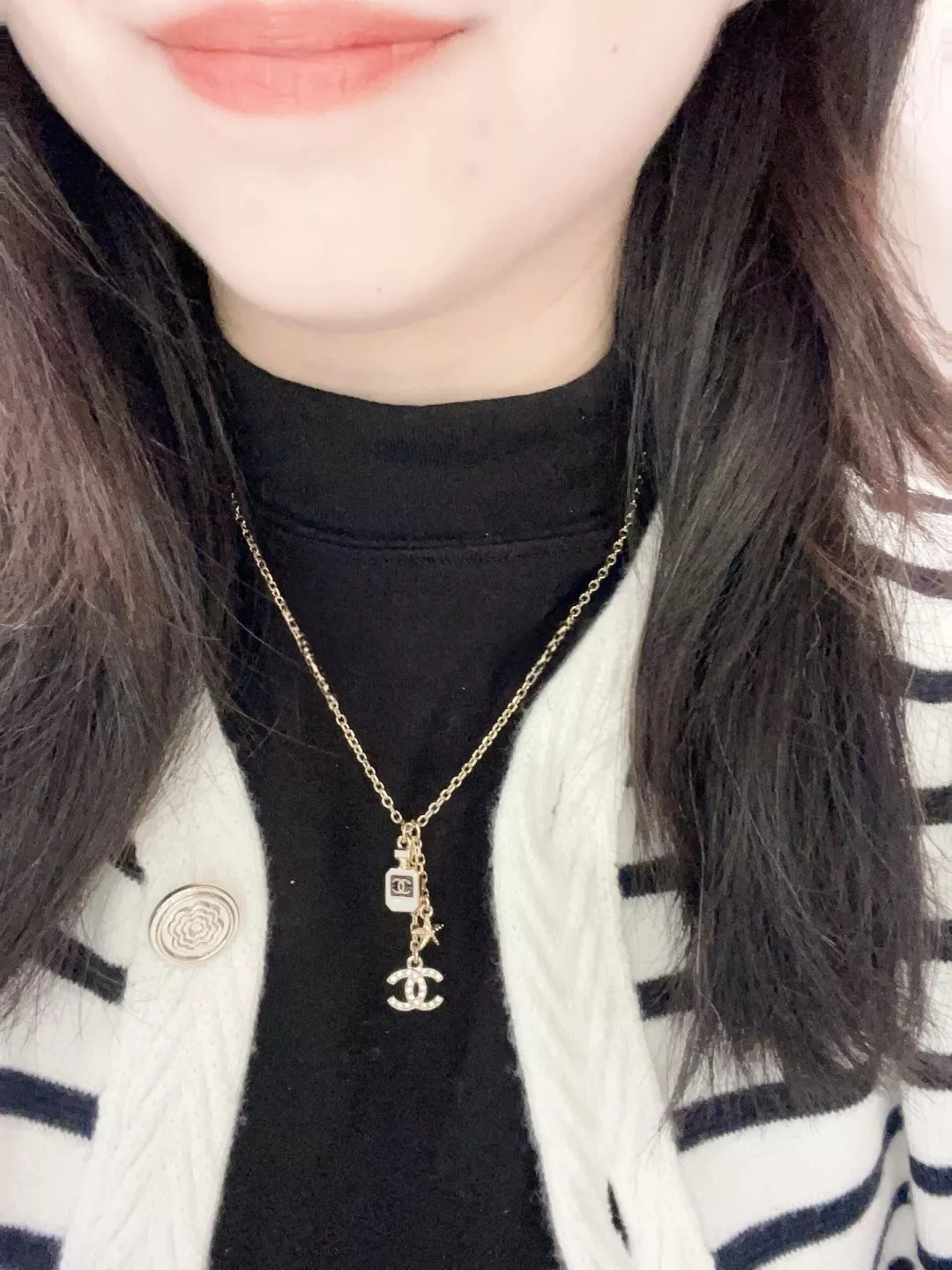 샤넬 해성 모티브 더블 C 향수병 펜던트 목걸이 상세 이미지 17