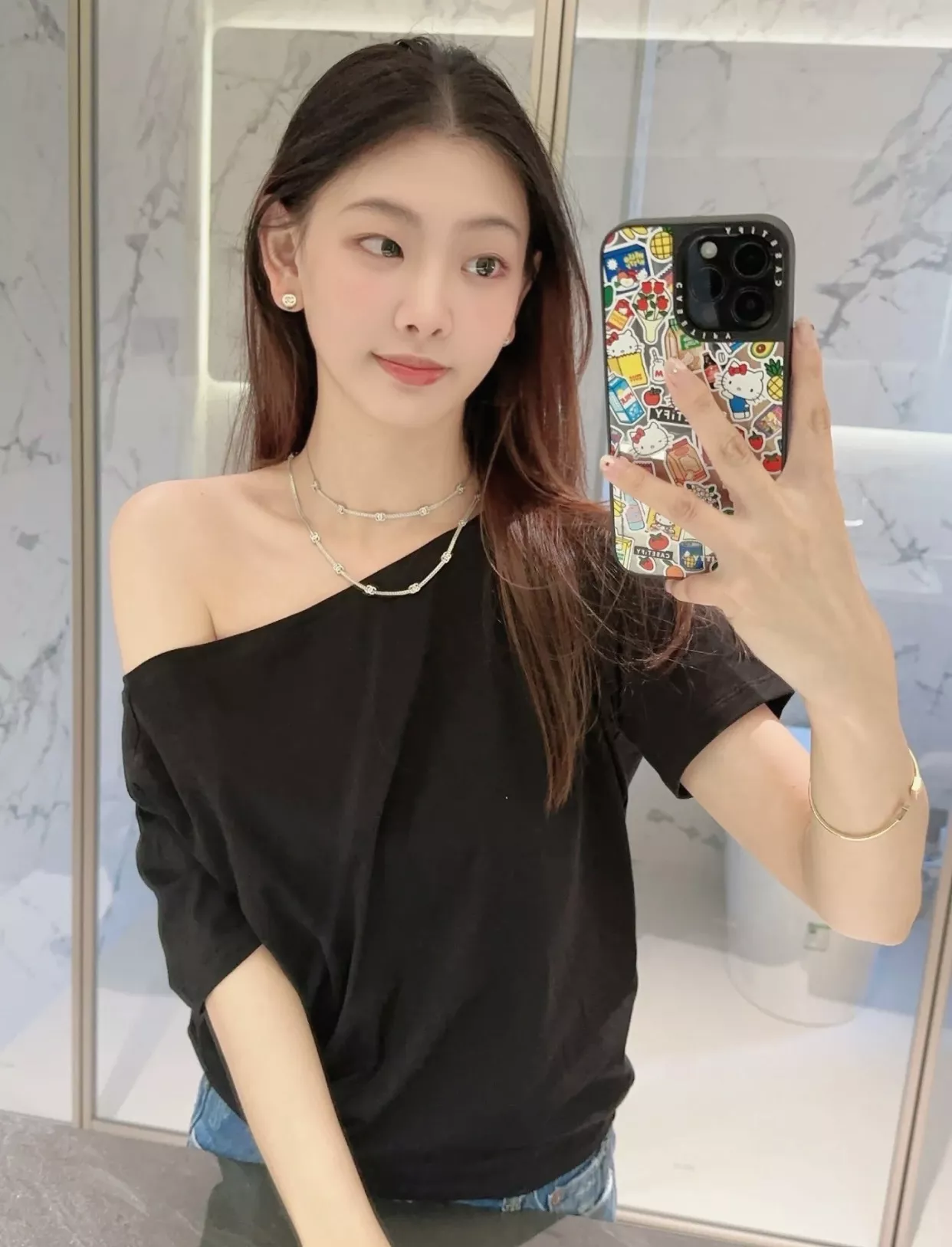샤넬 더블 C 골드톤 스톤 포인트 이어링 상세 이미지 31