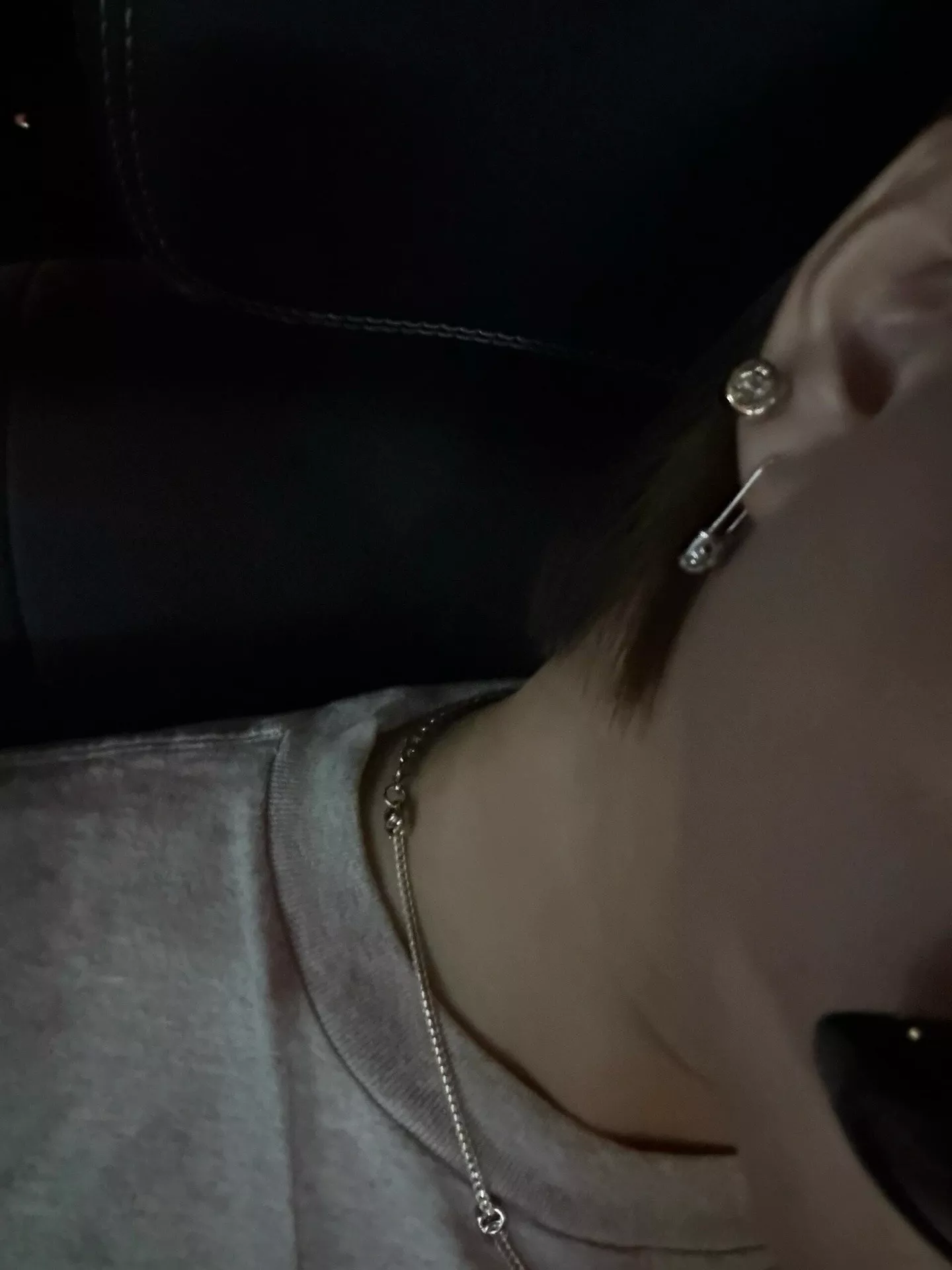 샤넬 더블 C 골드톤 스톤 포인트 이어링 상세 이미지 18