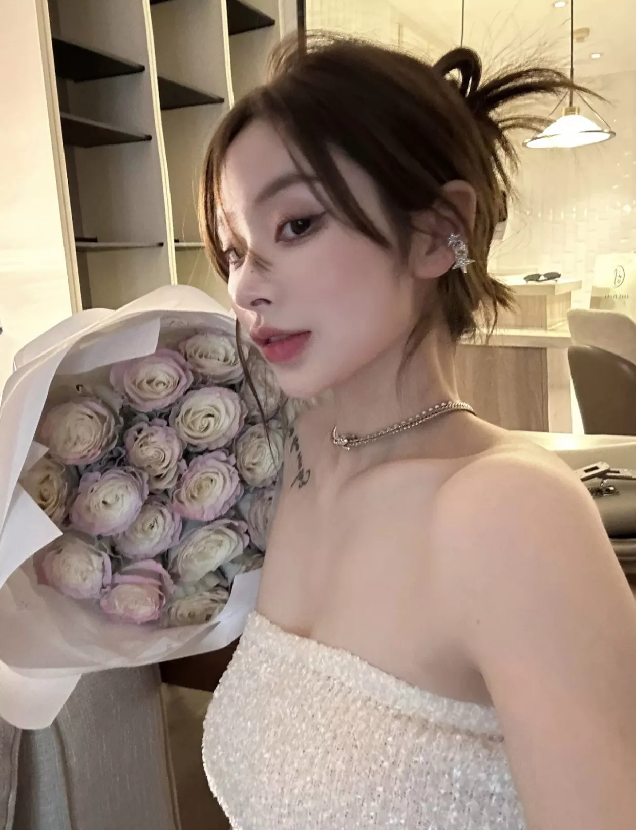 샤넬 더블 C 스타 크리스탈 이어링 상세 이미지 23