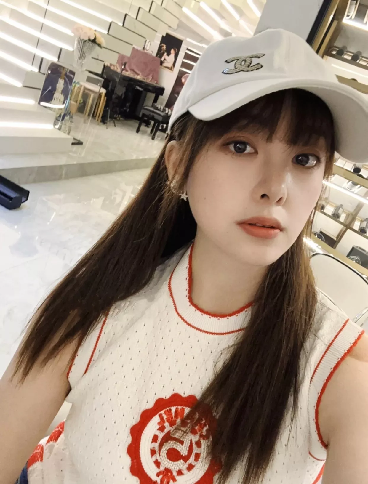 샤넬 더블 C 스타 크리스탈 이어링 상세 이미지 13