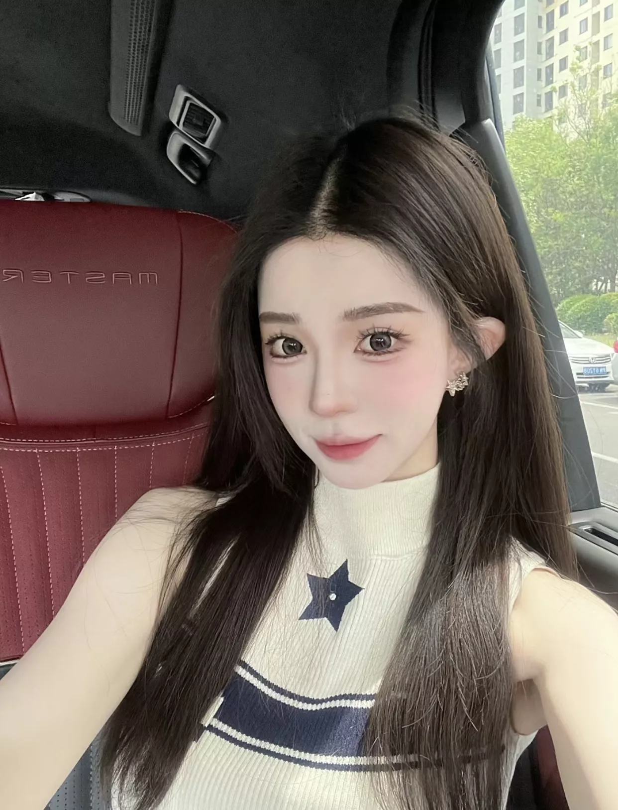 샤넬 더블 C 스타 크리스탈 이어링 상세 이미지 32