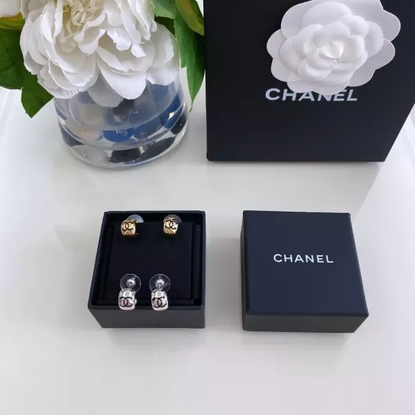 샤넬 반원 골드볼 더블 C 이어링