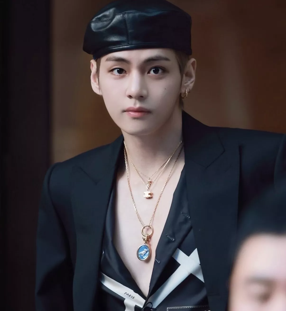 셀린느 원형 펜던트 트리오페 체인 목걸이 상세 이미지 27