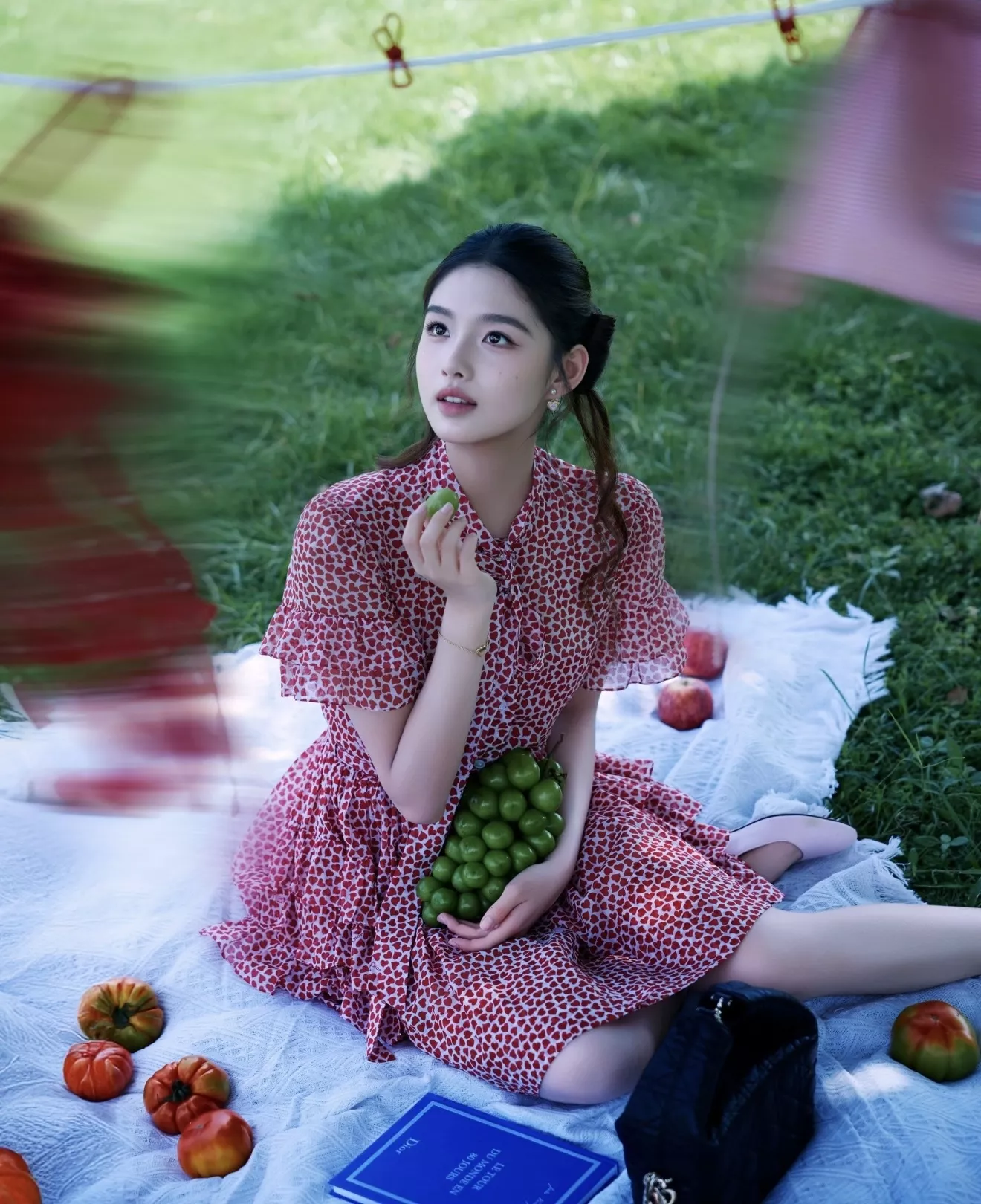 디올 하트 펄 로고 드롭 귀걸이 상세 이미지 15