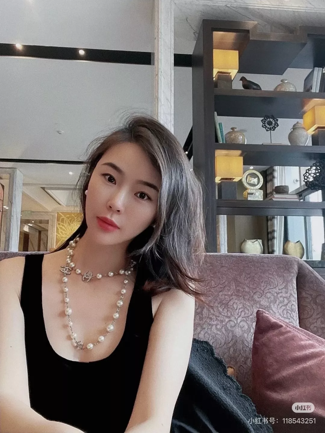 샤넬 진주 더블 C 로고 롱 체인 목걸이 상세 이미지 97