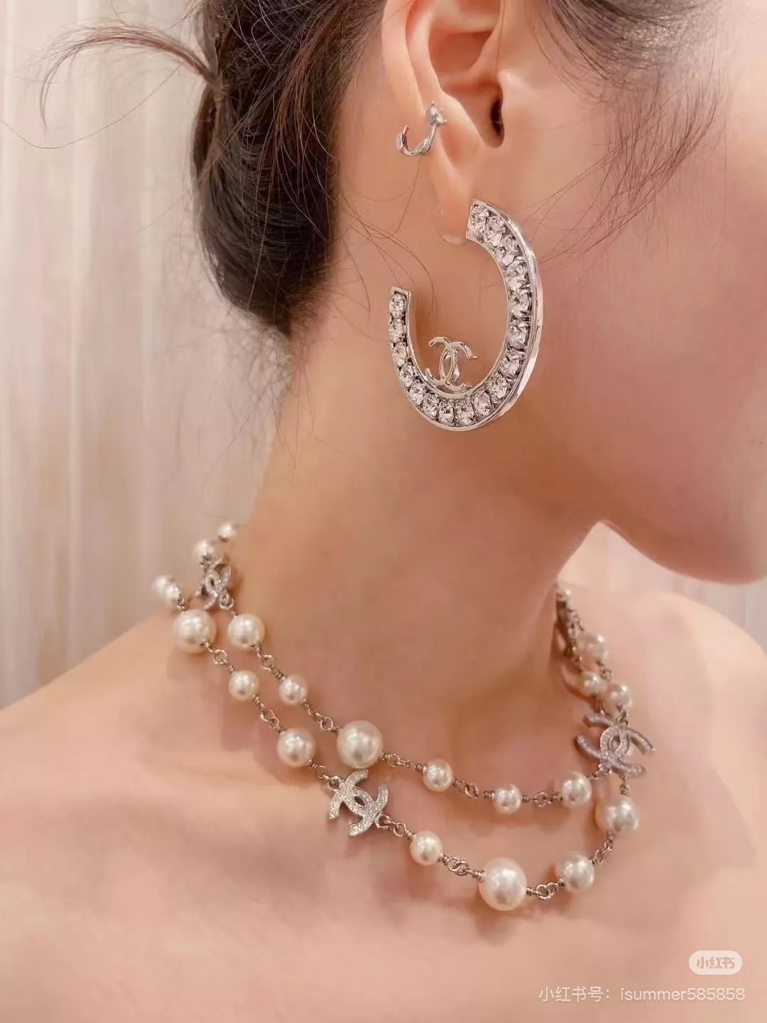 샤넬 진주 더블 C 로고 롱 체인 목걸이 상세 이미지 84