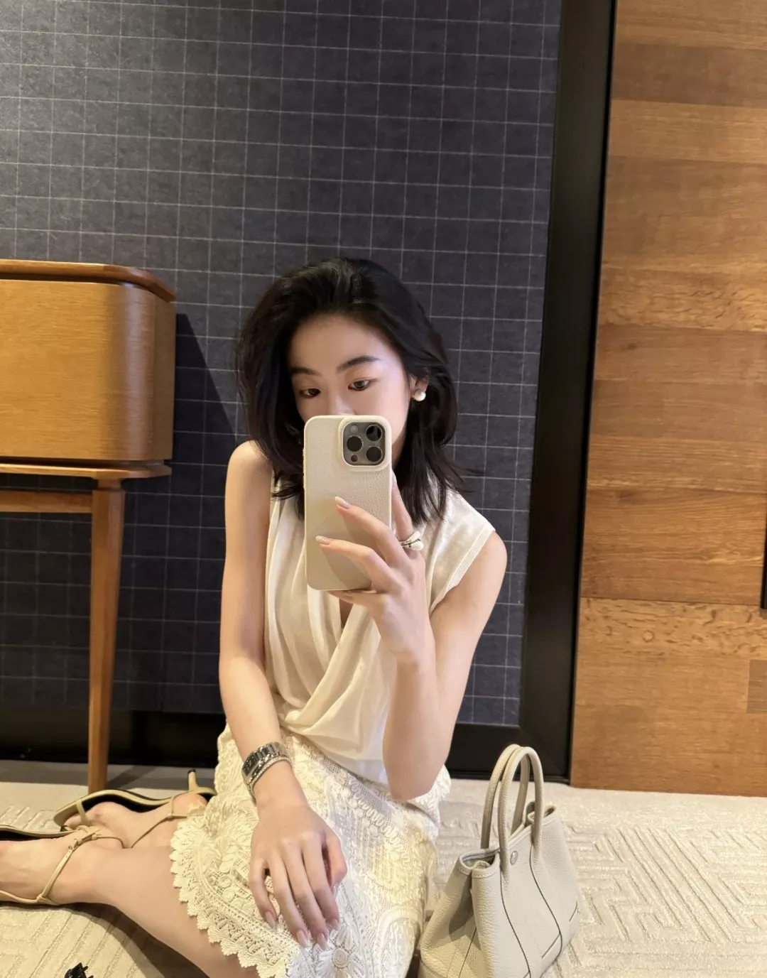 에르메스 네곤다 가죽 배색 미니 가든 토트백 상세 이미지 104